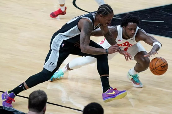 三项锦标赛 三项锦标赛