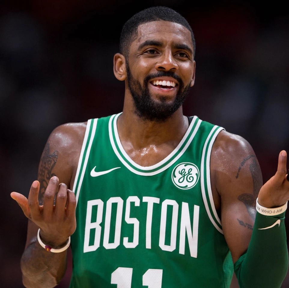 笑得合不拢 笑得合不拢